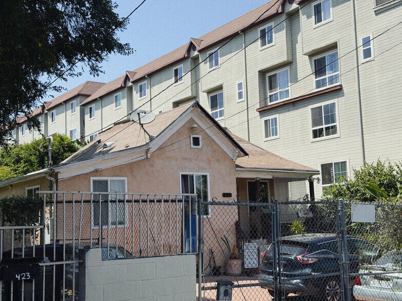 427 N Bixel St, Los Angeles, CA à vendre - Photo de l’immeuble – Image 2 sur 20