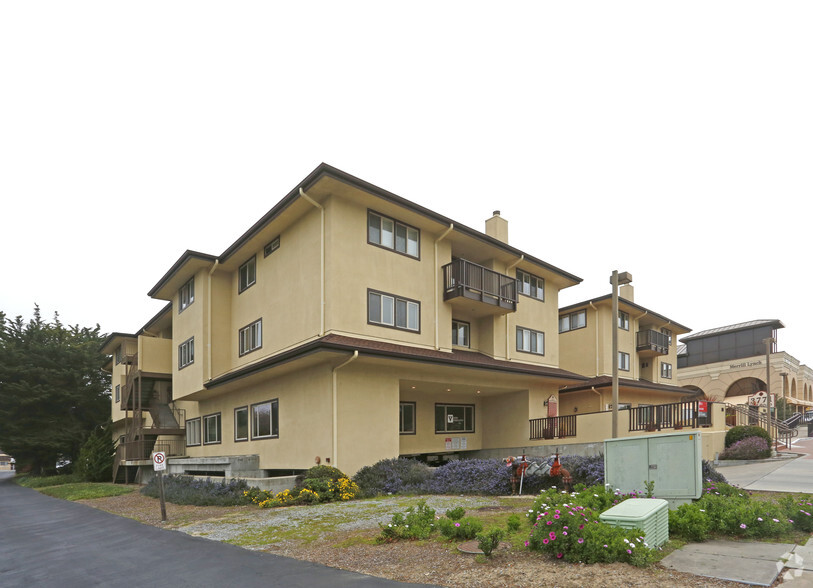 3771 Rio Rd, Carmel, CA à louer - Photo de l’immeuble – Image 1 sur 5