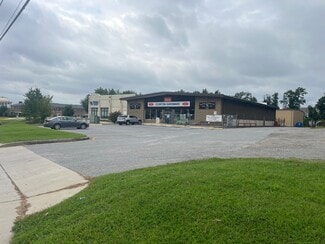 Plus de détails pour 9005 Woodyard Rd, Clinton, MD - Local commercial à vendre
