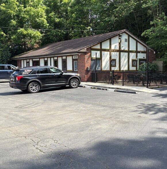 3058 Washington Pike, Bridgeville, PA à vendre - Photo de l’immeuble – Image 2 sur 20