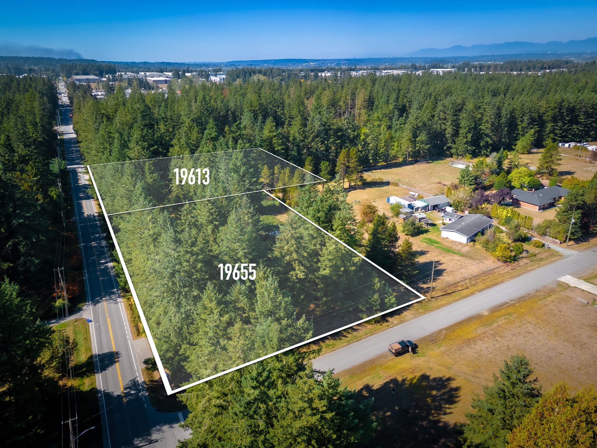 19613-19655 28 Av, Langley, BC à vendre Photo de l’immeuble– Image 1 sur 5