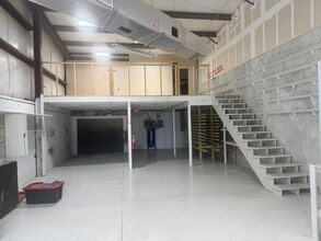 9556 Historic Kings Rd S, Jacksonville, FL à louer Photo intérieure– Image 2 sur 4