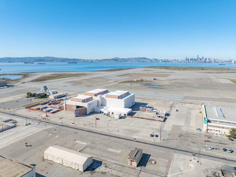 2301 Monarch St, Alameda, CA à louer - Photo de l’immeuble – Image 3 sur 13