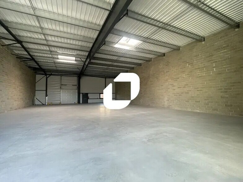 Local d’activités dans La Teste-de-Buch à louer - Photo intérieure – Image 2 sur 5