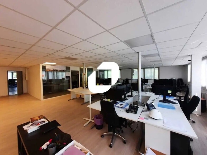 66 Bis Za Domaine De Montvoisin, Gometz-la-Ville à louer - Photo de l’immeuble – Image 3 sur 9