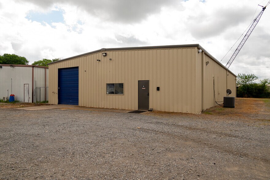 62 Industrial Park Cir, Benton, AR à louer - Photo principale – Image 1 sur 10