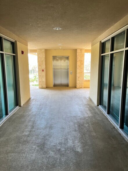 1102 A1A N, Ponte Vedra Beach, FL à louer - Photo intérieure – Image 3 sur 14