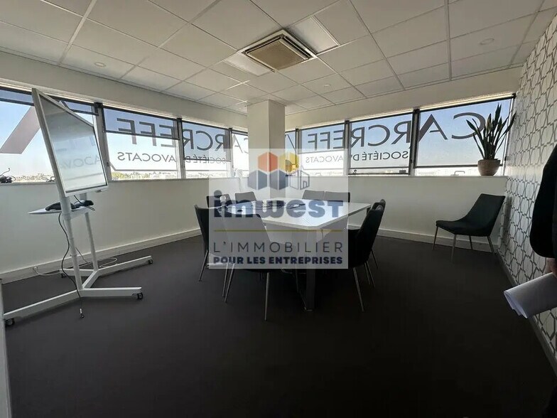 Bureau dans Rennes à vendre - Photo de l’immeuble – Image 2 sur 5