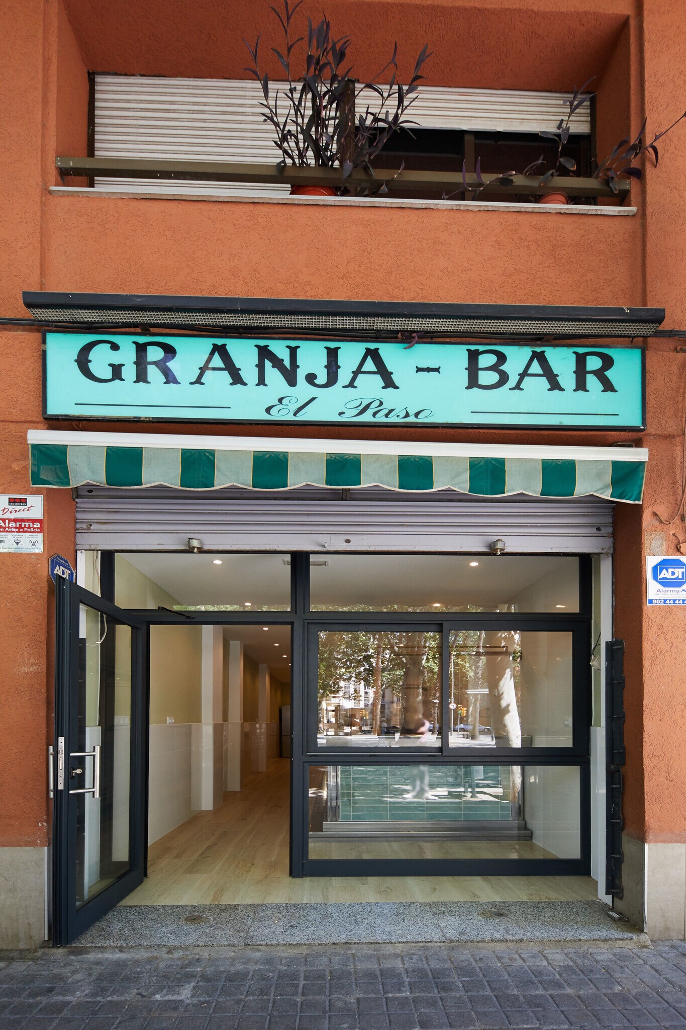 Local commercial dans Barcelone, Barcelona à louer Photo intérieure– Image 1 sur 7