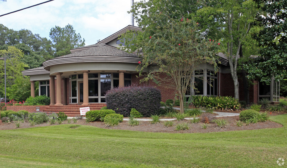 1711 Ellis Dr, Valdosta, GA à vendre - Photo de l’immeuble – Image 2 sur 28