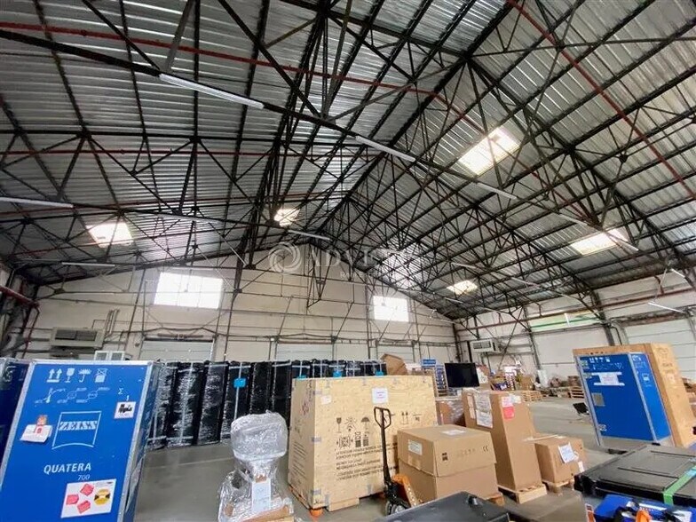 Local d’activités dans Bonneuil-sur-Marne à louer - Photo intérieure – Image 2 sur 5