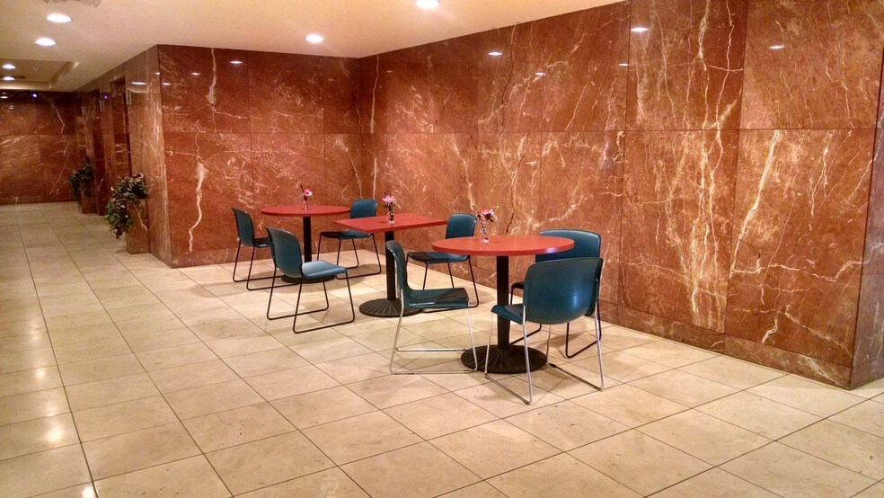 415 W Wall St, Midland, TX à louer - Photo intérieure – Image 3 sur 8