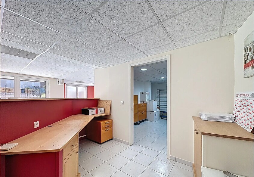 Immeuble residentiel dans Mions à vendre - Photo intérieure – Image 3 sur 9