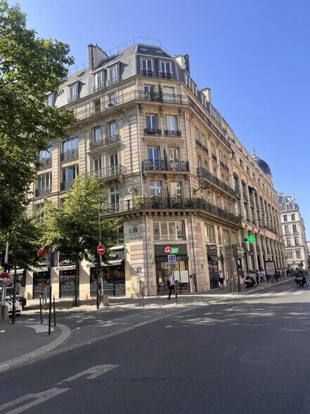 Bureau dans Paris à louer - Photo de l’immeuble – Image 2 sur 7