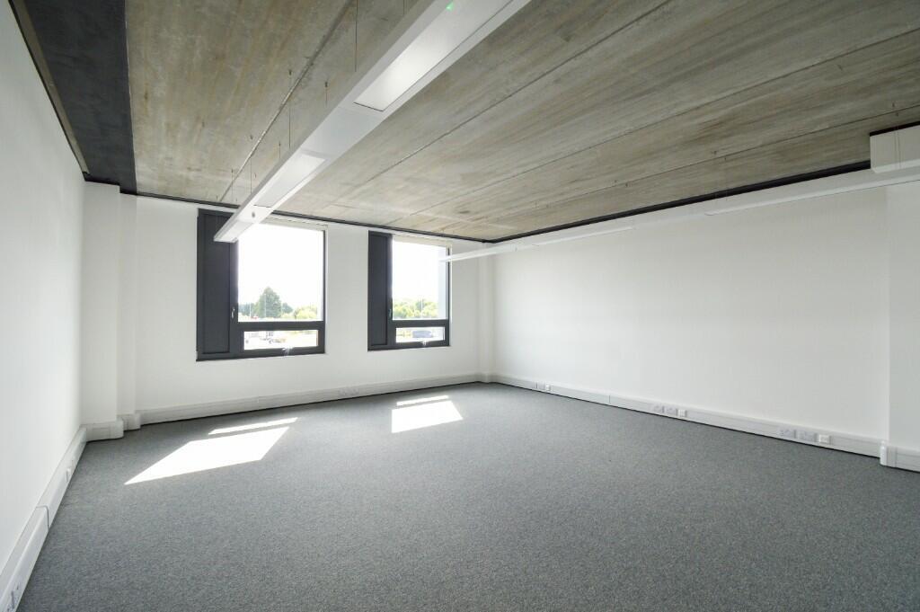 Warth Park Way, Raunds à louer Photo intérieure– Image 1 sur 4