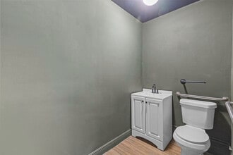 108 SW Monterey Rd, Stuart, FL à louer Photo intérieure– Image 2 sur 7