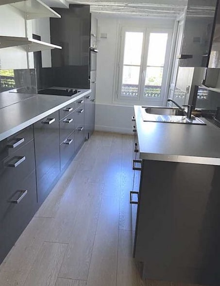 18 Rue De Penthièvre, Paris à louer - Photo de l’immeuble – Image 3 sur 6