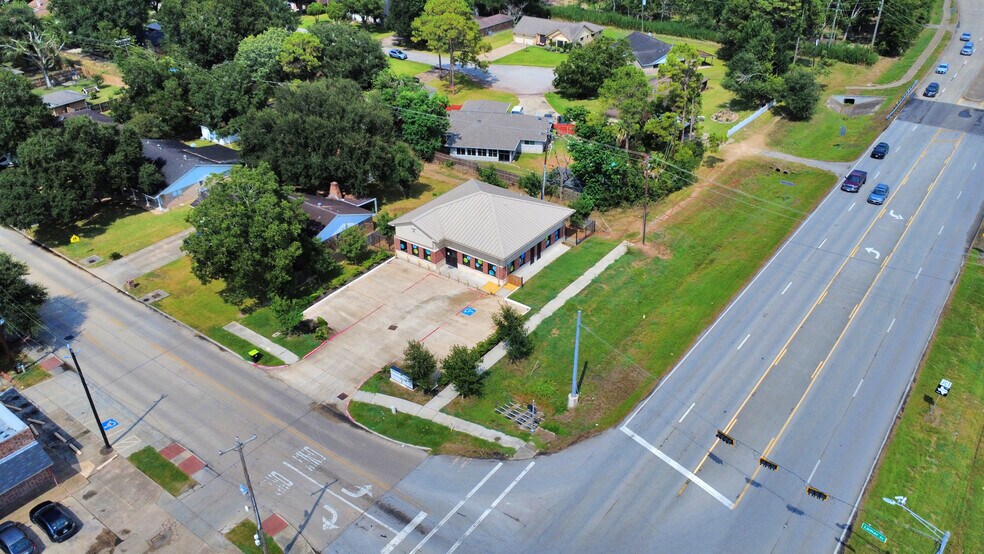 2117 Lamar Dr, Richmond, TX à louer - Aérien – Image 2 sur 30