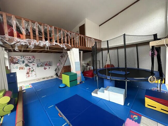 Plus de détails pour Local commercial à louer