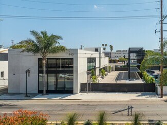 Plus de détails pour 940 N Highland Ave, Los Angeles, CA - Bureau à vendre