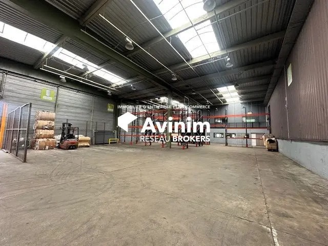 Plus de détails pour Industriel/Logistique à louer