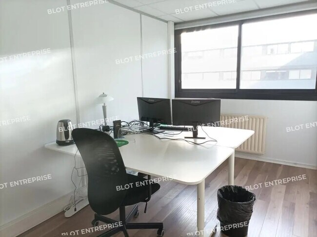 Plus de détails pour Bureau à louer