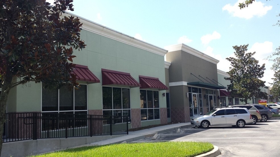 731 Stirling Center Pl, Lake Mary, FL à louer - Photo de l’immeuble – Image 3 sur 8
