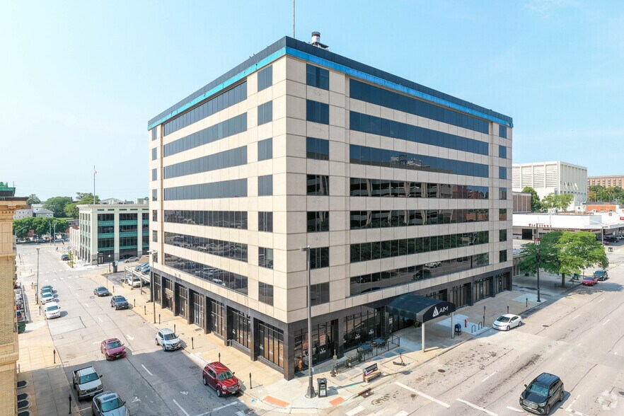 1905 Harney St, Omaha, NE à louer - Aérien – Image 2 sur 24