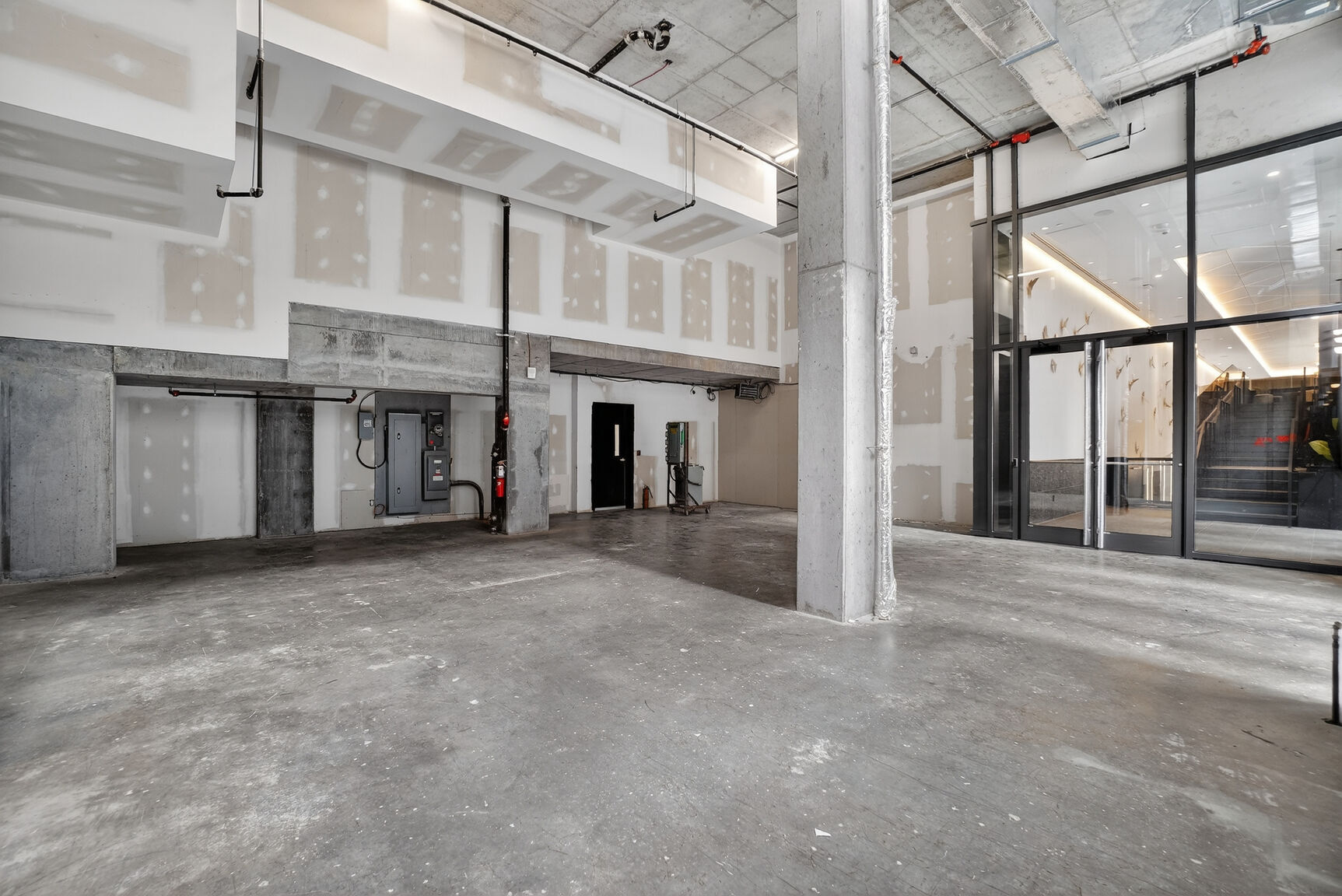 435 Boul René-Lévesque O, Montréal, QC à louer Photo intérieure– Image 1 sur 4