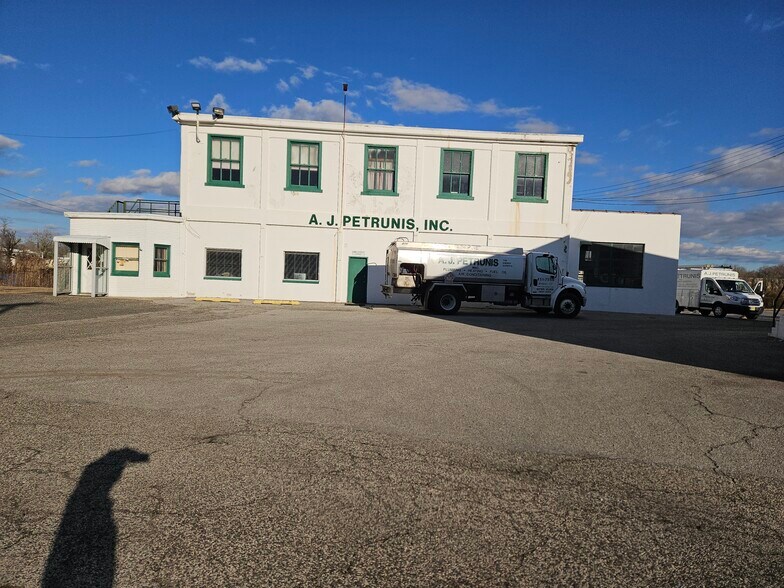 173 Water St, Bridgeton, NJ à vendre - Photo de l’immeuble – Image 2 sur 104