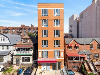 Plus de détails pour 82-20 Britton Ave, Elmhurst, NY - Logement à vendre