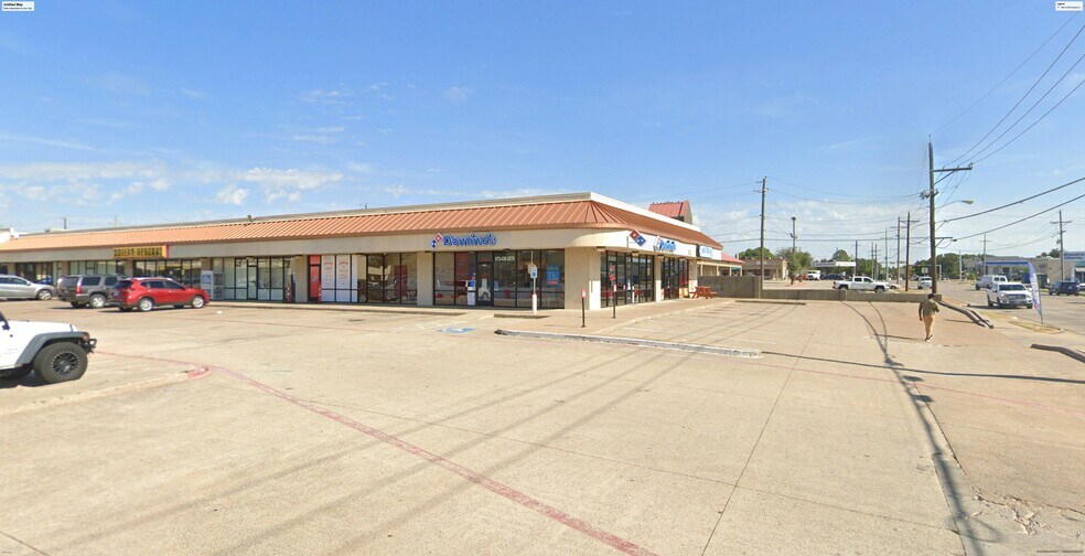502 S Old Orchard Ln, Lewisville, TX à louer - Photo de l’immeuble – Image 2 sur 8