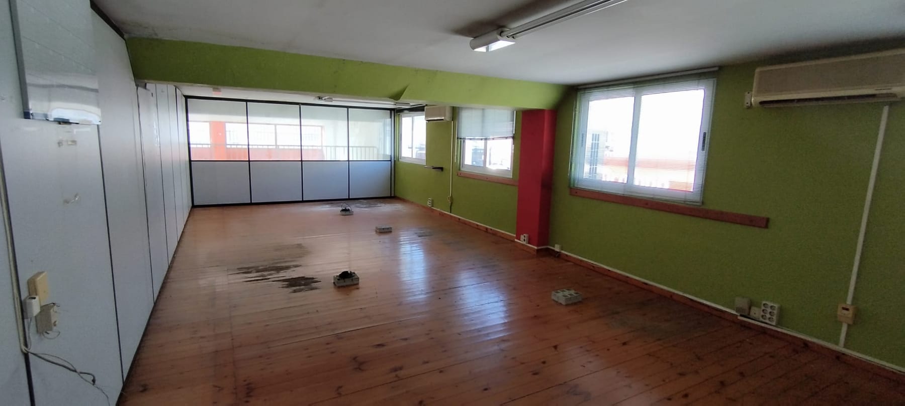 Torrelavega, CNT 39300 - Lot - - - Photo intérieure - Image 2 of 7