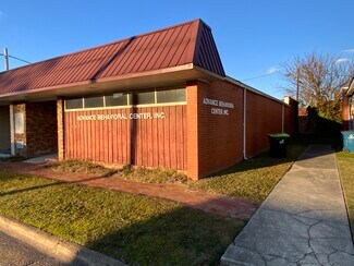 Plus de détails pour 109 E Divine St, Dunn, NC - Bureau à louer