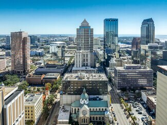 Plus de détails pour 412 E Madison St, Tampa, FL - Bureau à vendre