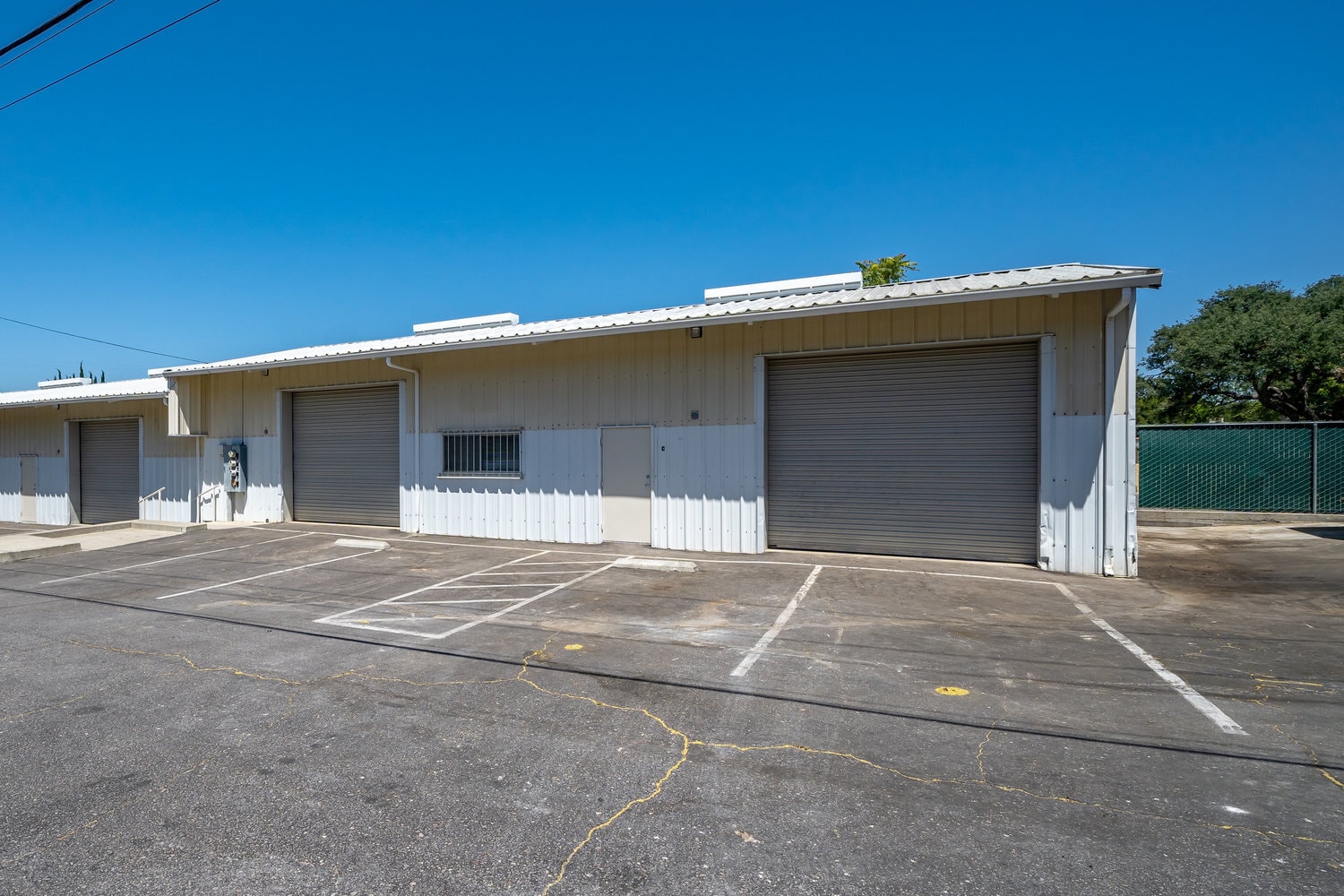 604 30th St, Paso Robles, CA à louer Photo intérieure– Image 1 sur 17