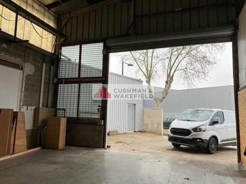 Local d’activités dans Saint-André-de-Sangonis à louer - Photo intérieure – Image 2 sur 3