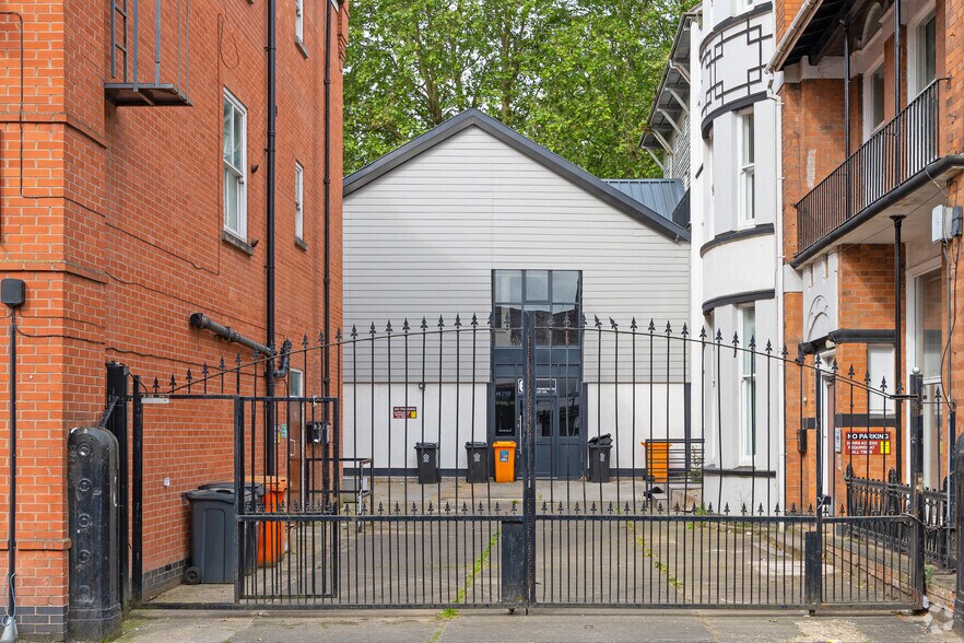 66 Church Gate, Leicester à louer - Photo principale – Image 1 sur 1