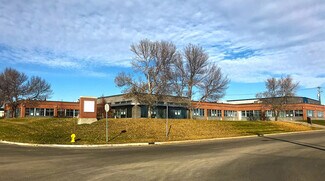 Plus de détails pour 1503 Fletcher Rd, Saskatoon, SK - Bureau à vendre
