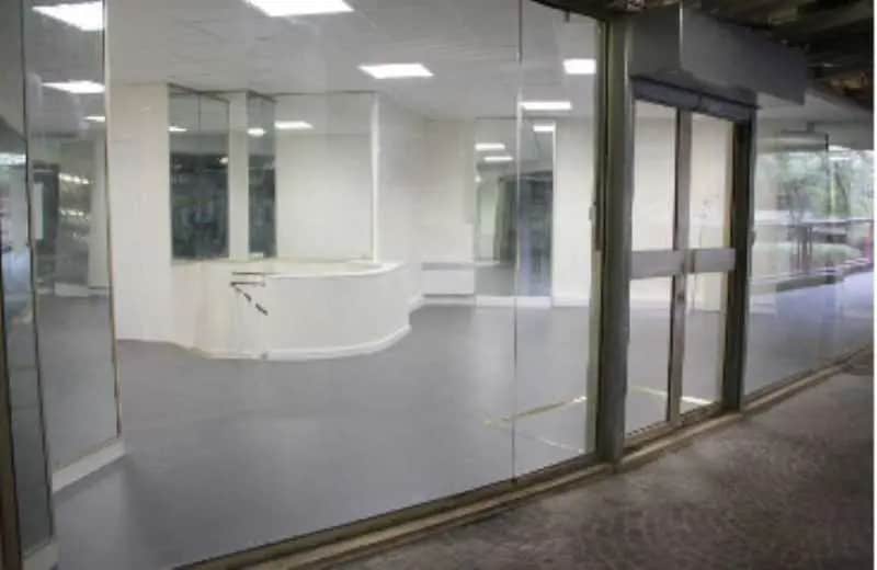 Bureau dans Paris à louer Photo de l’immeuble– Image 1 sur 10