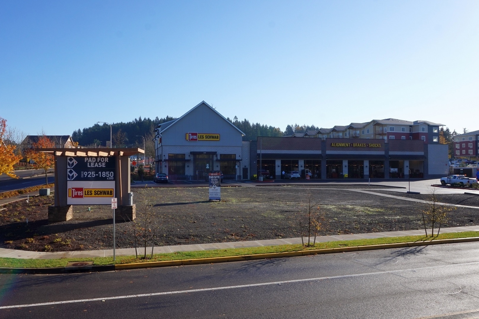 16920 SE Sunnyside Rd, Happy Valley, OR à louer Photo de l’immeuble– Image 1 sur 8