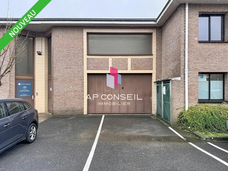 Local d’activités dans Voisins-le-Bretonneux à louer - Photo de l’immeuble – Image 1 sur 5