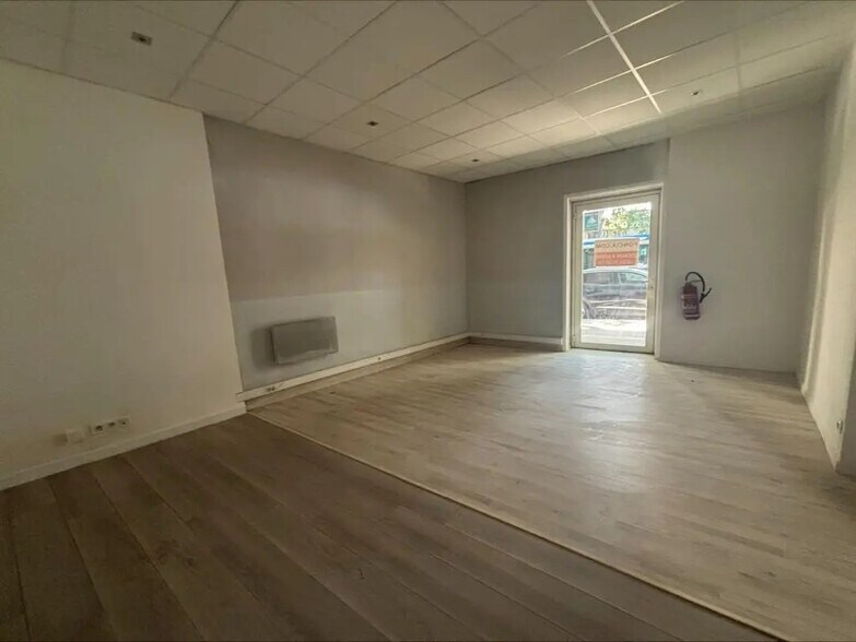108 Boulevard Docteur Cuneo, Toulon à louer - Photo de l’immeuble – Image 3 sur 4