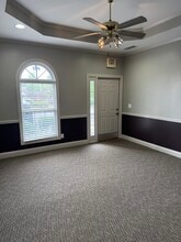 107 Colony Park Dr, Cumming, GA à louer Hall d’entrée– Image 2 sur 8