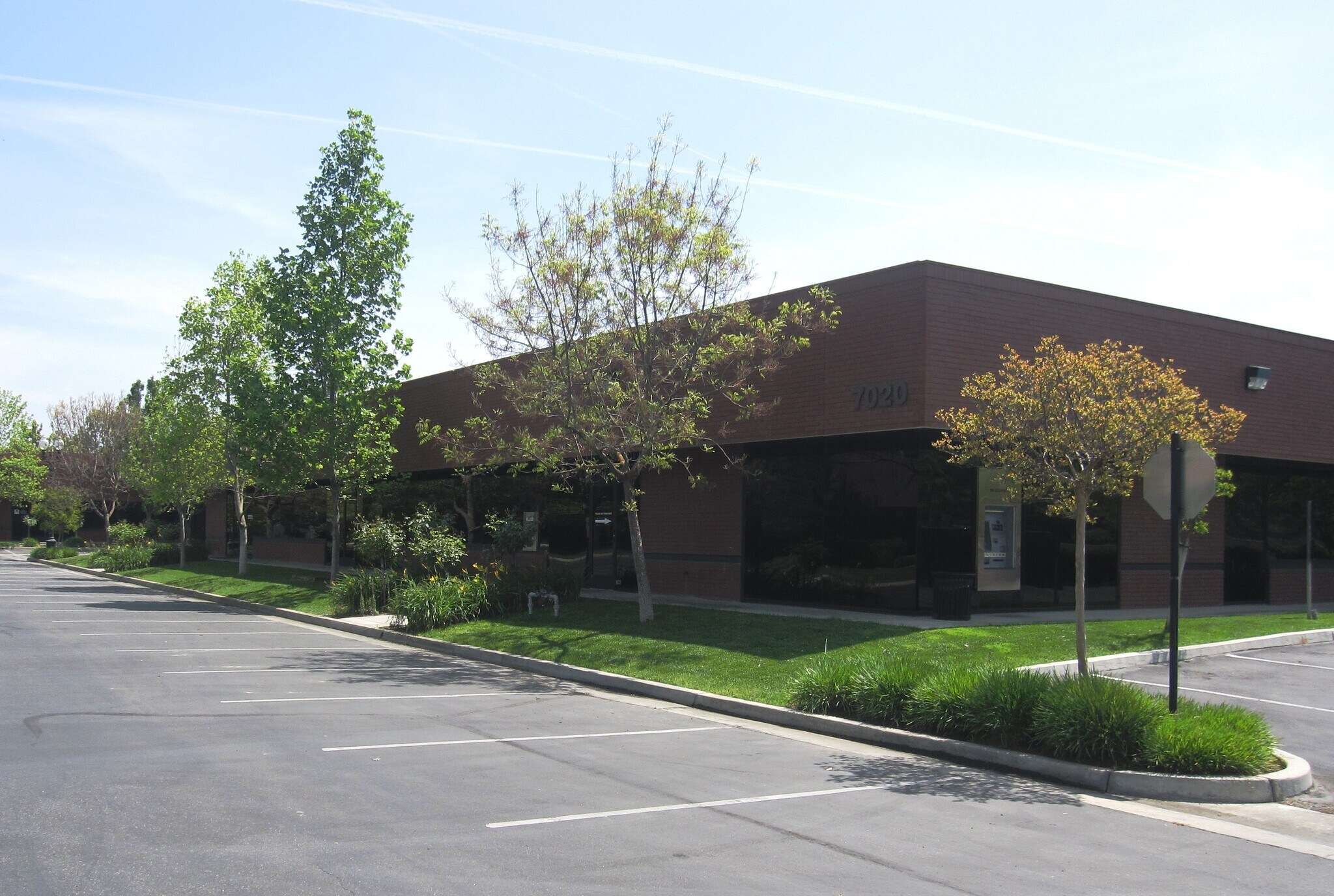 7010 N Marks Ave, Fresno, CA à louer Photo principale– Image 1 sur 12