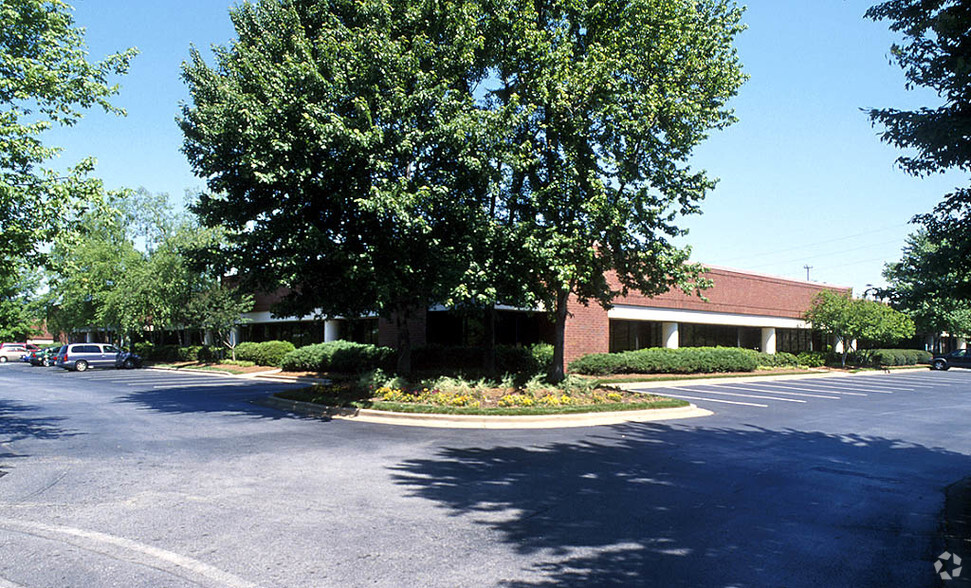 4000 Dekalb Technology Pky, Atlanta, GA à louer - Photo de l’immeuble – Image 2 sur 15