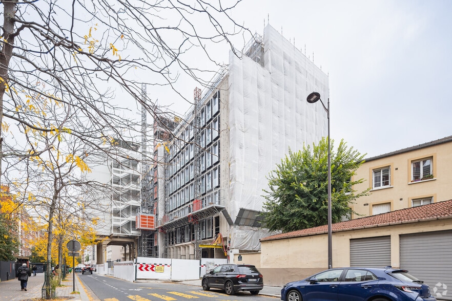 56-60 Rue Nationale, Paris à louer - Photo de l’immeuble – Image 2 sur 2