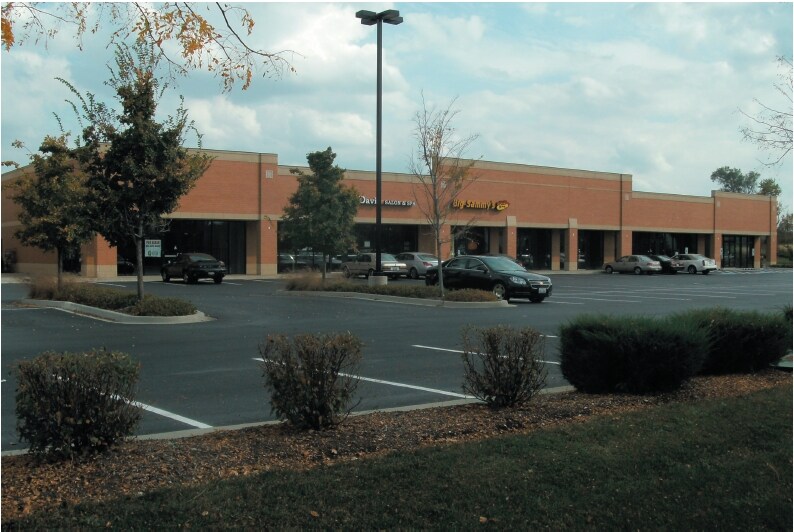 701-717 Meacham Rd, Elk Grove Village, IL à louer - Photo de l’immeuble – Image 1 sur 2
