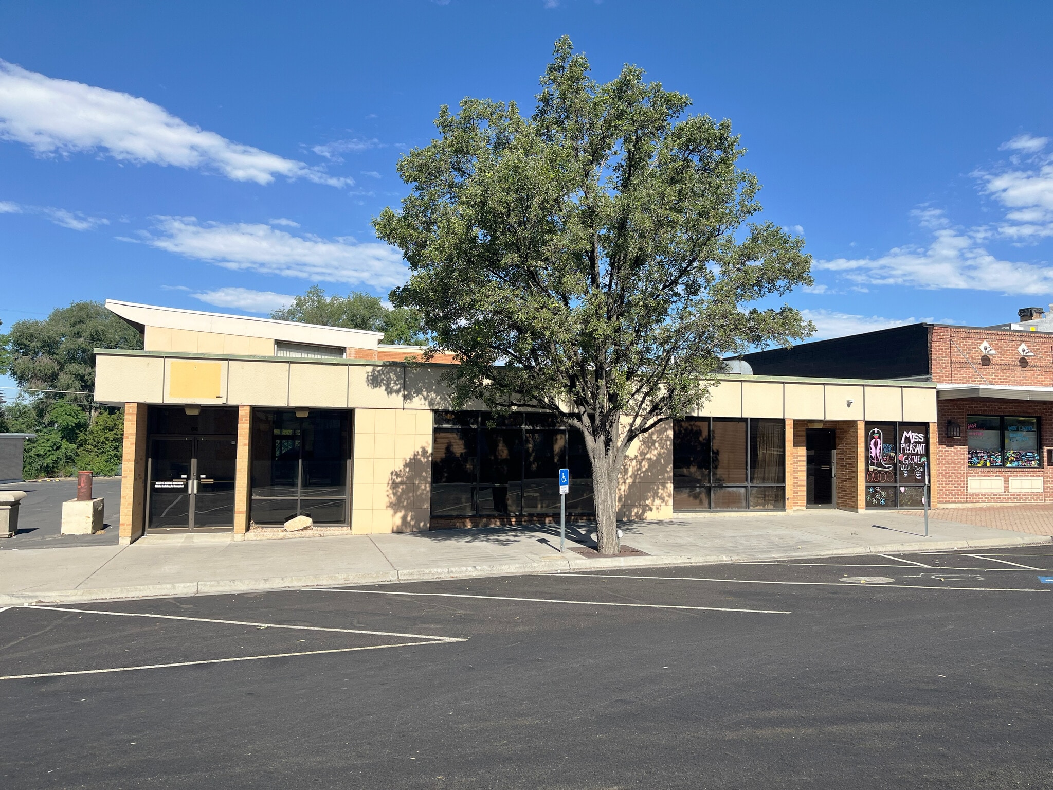 20 S Main, Pleasant Grove, UT à louer Photo intérieure– Image 1 sur 18