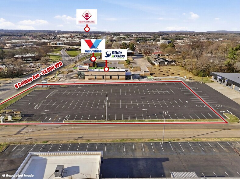3416 N College Ave, Fayetteville, AR à louer - Photo de l’immeuble – Image 2 sur 9